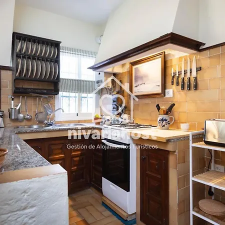 Tegas: Tacoronte, By Nivariahost Holiday home Tacoronte