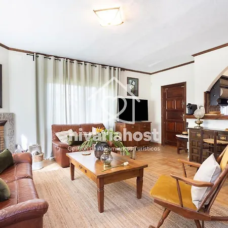 Holiday home Tegas: Tacoronte, By Nivariahost